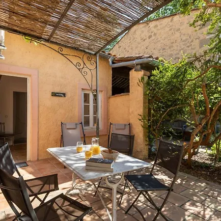 Chateau Hermitage De Combas Aparthotel Servian Buitenkant foto
