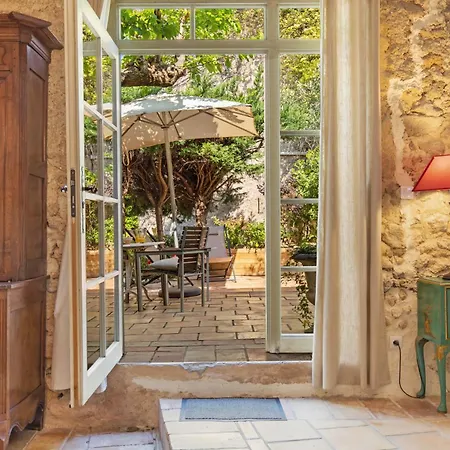 Chateau Hermitage De Combas Aparthotel Servian Buitenkant foto