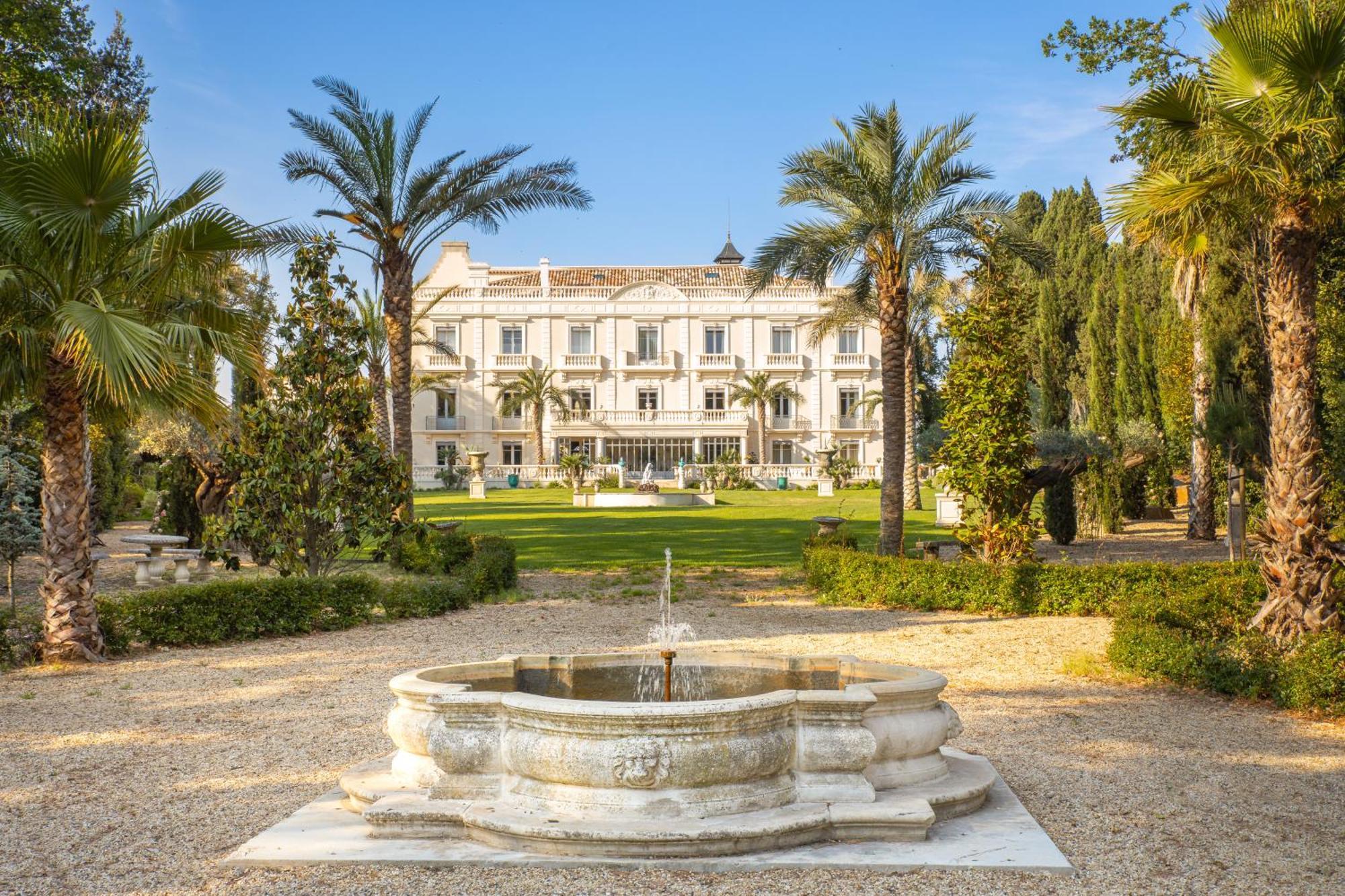 Chateau Hermitage De Combas Aparthotel Servian