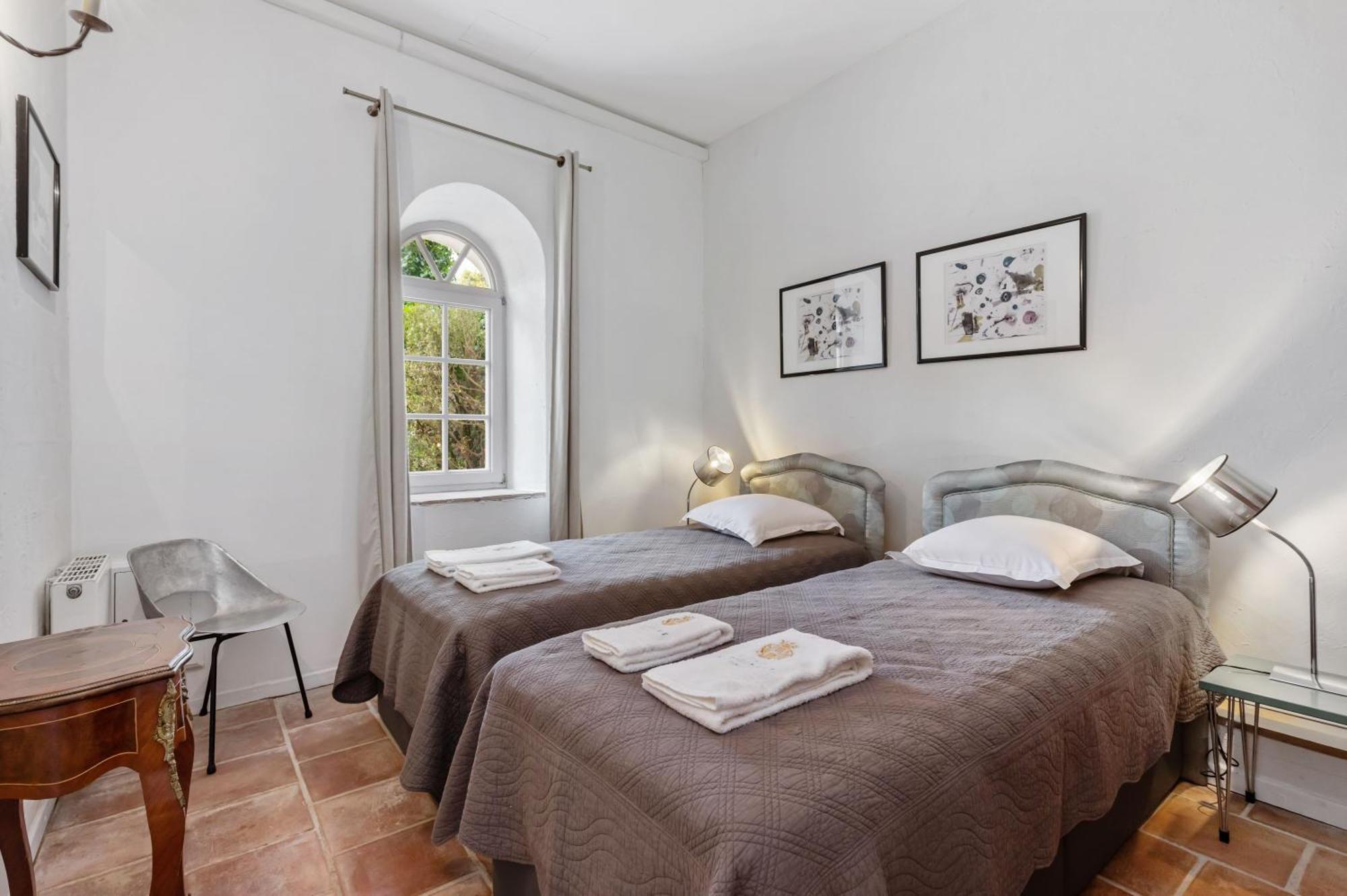 Chateau Hermitage De Combas Aparthotel 4*