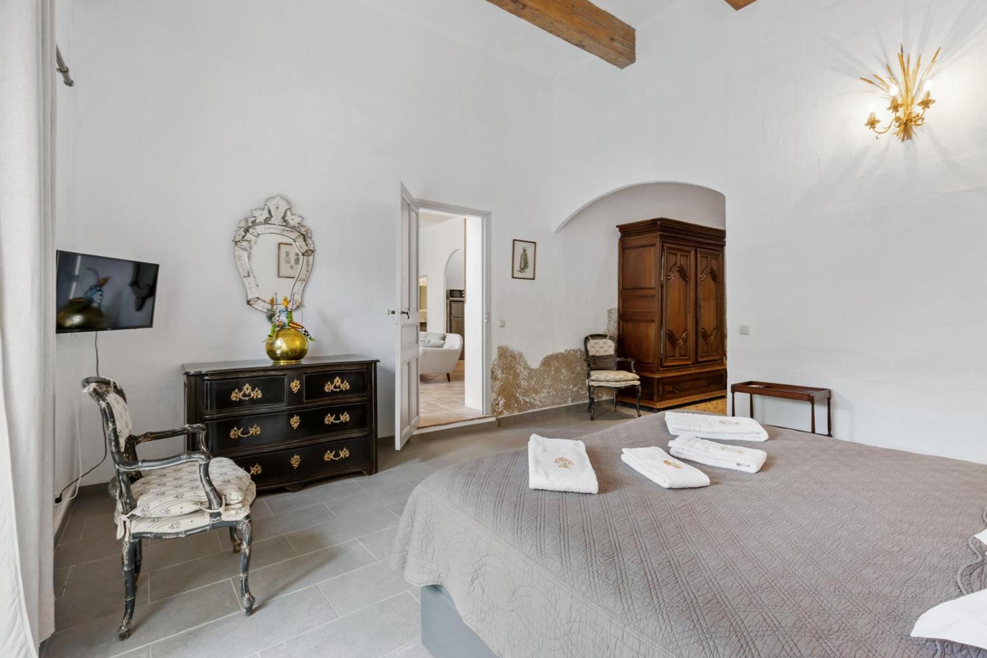 Aparthotel Chateau Hermitage De Combas