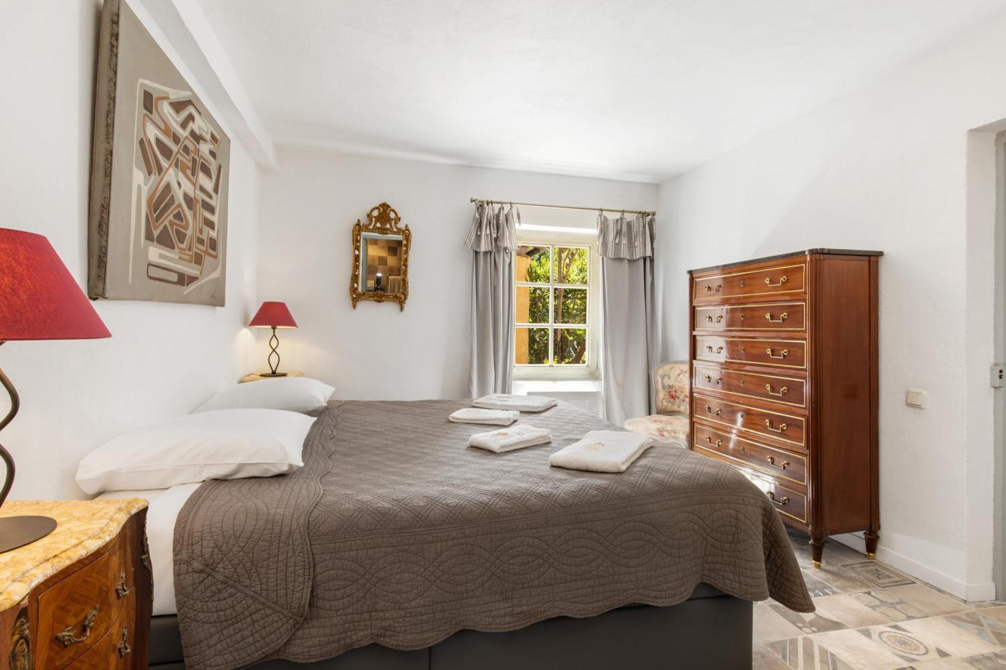 Chateau Hermitage De Combas Aparthotel