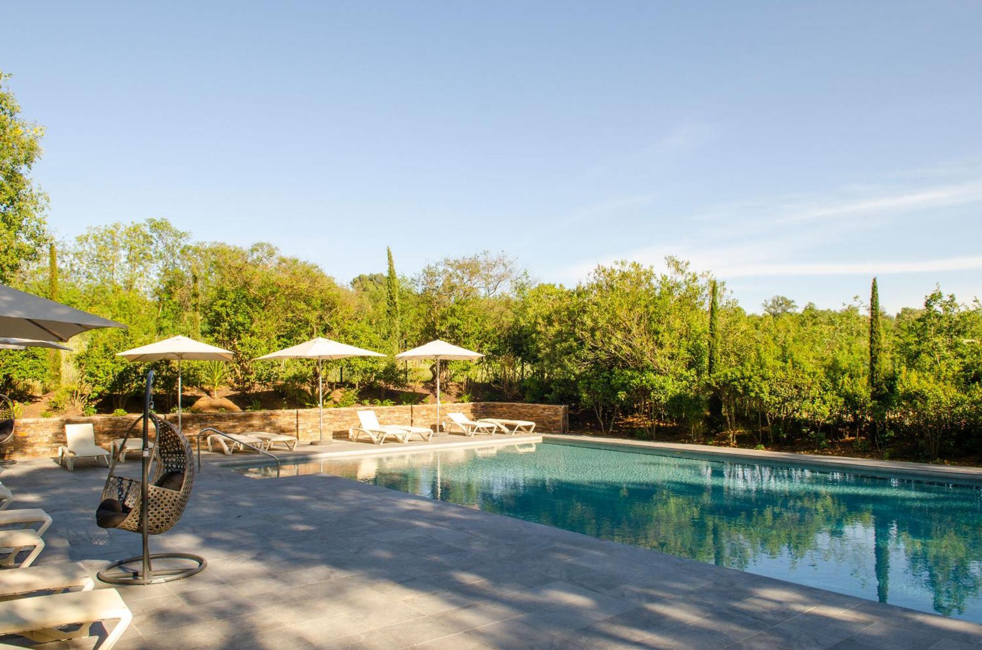 Chateau Hermitage De Combas Aparthotel 4*